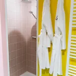 Capsule Springfield - Balnéo -sauna - Billard Apartamento *