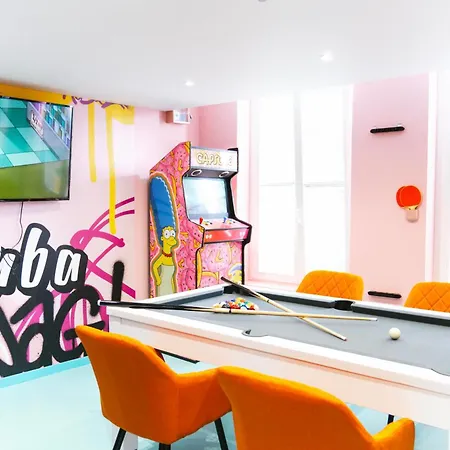 Capsule Springfield - Balneo -sauna - Billard Apartament Douai