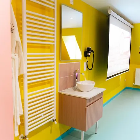 Capsule Springfield - Balneo -sauna - Billard *