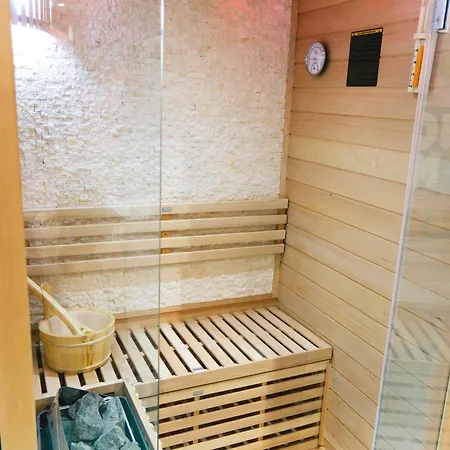 Capsule Springfield - Balneo -sauna - Billard *